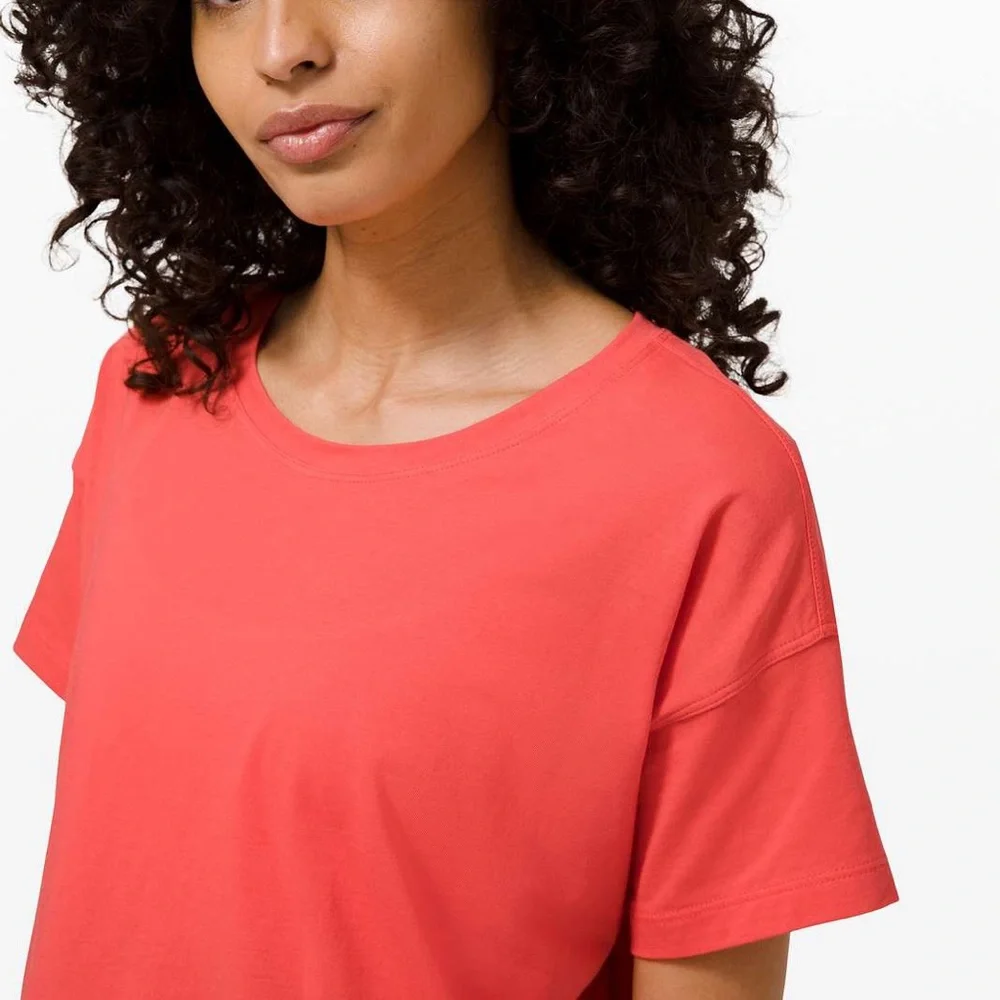 Lululemon Cates Tee in‎ Pink Punch